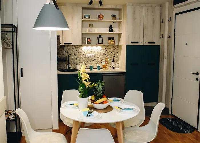 Perunika D9 - Divcigora アパート *